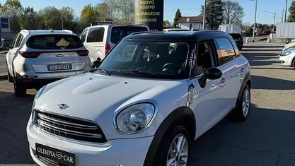 Usata Mini Cooper 111 CV (81 kW) 2016 Bianco Utilitaria