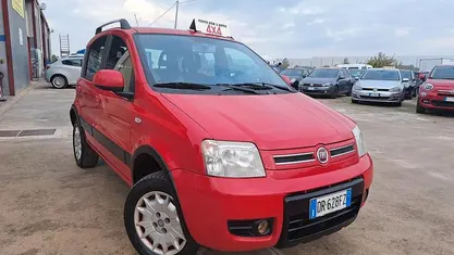 Rosso Usata 2008 Fiat Panda 4x4 Climbing Due volumi | 5800 € (Buon prezzo)