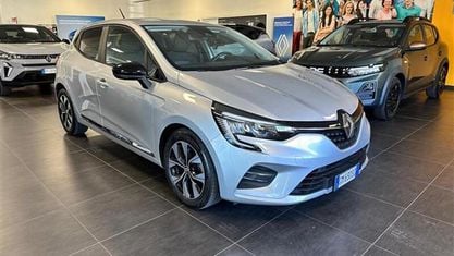 Brugt Renault Clio V Evolution 101 HK (74 kW) 2023 Grå Sedan