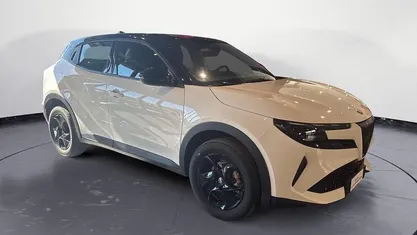 Bianco Nuova 2025 Alfa Romeo GT Junior | 27.900 € (Buon prezzo)