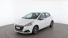 Usata 2015 Peugeot 208 Allure Due volumi | 8899 € (Buon prezzo)