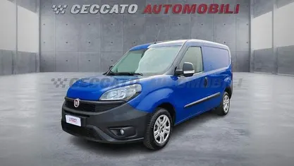 Usata Fiat Doblò 95 CV (69 kW) 2018 Blu Monovolume