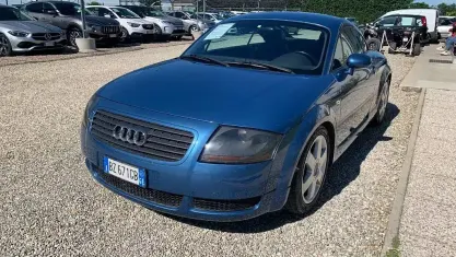 Usata Audi TT 179 CV (131 kW) 1999 Blu Coupé
