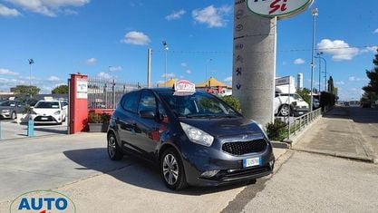 Usata Kia Venga 90 CV (66 kW) 2017 Grigio Utilitaria