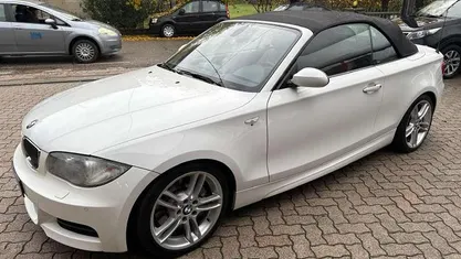 Bianco Usata 2009 BMW 135 Cabriolet M Sport Cabrio | 18.000 €