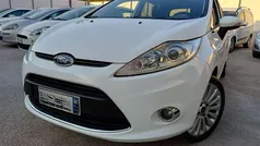 Bianco Usata 2009 Ford Fiesta Titanium Due volumi | 3400 € (Ottimo prezzo)