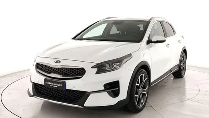 Usata Kia XCeed Urban 117 CV (86 kW) 2021 Bianco SUV