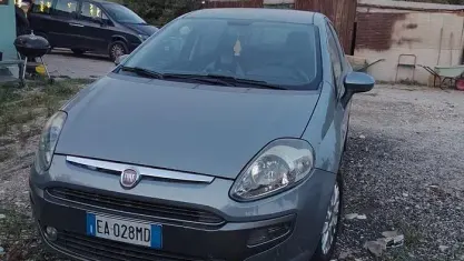 Usata Fiat Punto Evo Emotion 77 CV (56 kW) 2010 Grigio Utilitaria