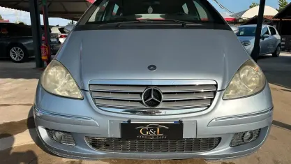 Usata Mercedes A180 Elegance 109 CV (80 kW) 2007 Blu Berlina