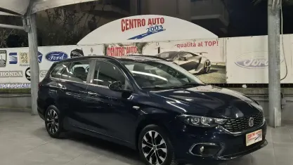 Usata Fiat Tipo Mirror 120 CV (88 kW) 2019 Blu Station wagon