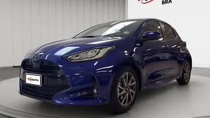 Begagnad Toyota Yaris Hybrid Trend 116 HK (85 kW) 2025 Blå Halvkombi