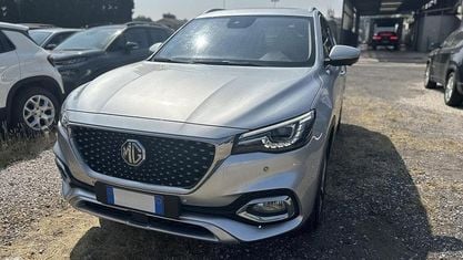 Brugt MG HS Luxury 162 HK (119 kW) 2023 Sølv SUV