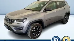 Grigio scuro metallizzato Usata 2019 Jeep Compass Trailhawk SUV | 20.200 € (Buon prezzo)
