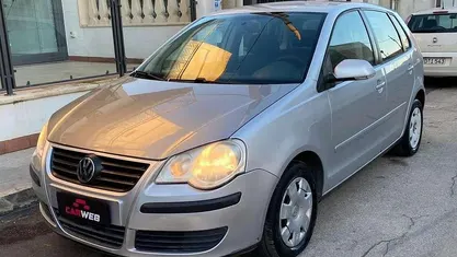 Grigio Usata 2007 VW Polo Trendline Due volumi | 2890 € (Buon prezzo)