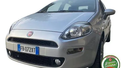 Usata Fiat Punto Street 77 CV (56 kW) 2015 Berlina