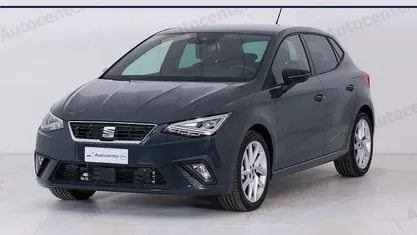 Usata Seat Ibiza FR 95 CV (69 kW) 2025 Grigio Berlina