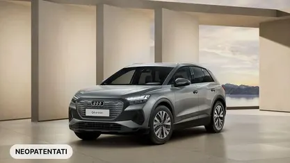 Nuova Audi Q4 e-tron Comfort 69 kW (95 CV) 2026 Grigio taifun metallizzato SUV