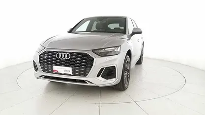 Usata Audi Q5 Sportback S-Line 204 CV (150 kW) 2024 Argento SUV