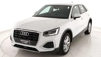 Usata Audi Q2 Advanced 150 CV (110 kW) 2023 Bianco SUV