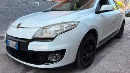 Usata Renault Mégane GrandTour 110 CV (80 kW) 2013 Bianco Station wagon