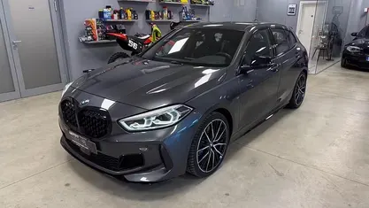 Usata BMW M135 Comfort Edition 306 CV (225 kW) 2020 Grigio Utilitaria