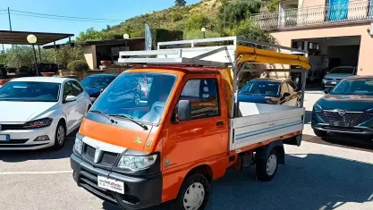 Usata Piaggio Porter 64 CV (47 kW) 2010 Arancione Utilitaria