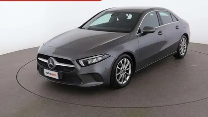 Usata Mercedes A180 116 CV (85 kW) 2021 Grigio Berlina