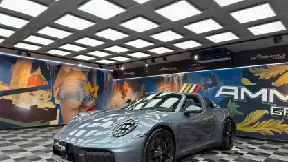 Usata Porsche 992 541 CV (397 kW) 2025 Grigio Cabrio