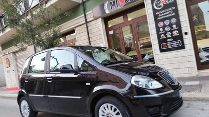 Nero Usata 2013 Lancia Musa Monovolume | 5490 € (Buon prezzo)