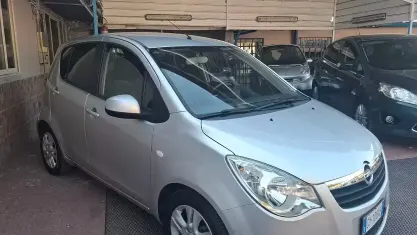 Usata Opel Agila Enjoy 94 CV (69 kW) 2012 Grigio Utilitaria