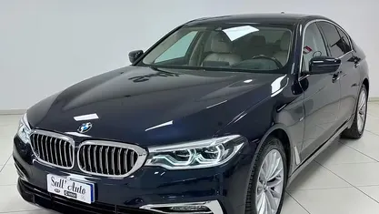 Usata BMW 520 Luxury Line 190 CV (139 kW) 2018 Blu Berlina