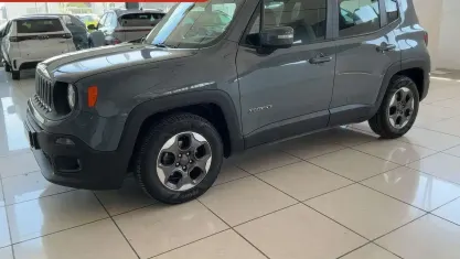 Usata Jeep Renegade 120 CV (88 kW) 2017 Grigio SUV