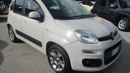 Usata Fiat Panda Lounge 69 CV (50 kW) 2016 Beige Utilitaria