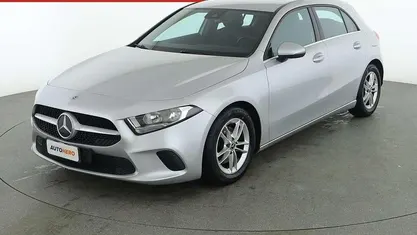 Usata Mercedes A180 Business 116 CV (85 kW) 2019 Argento Berlina