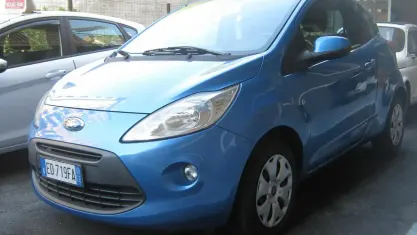 Usata Ford Ka 69 CV (50 kW) 2010 Blu Utilitaria