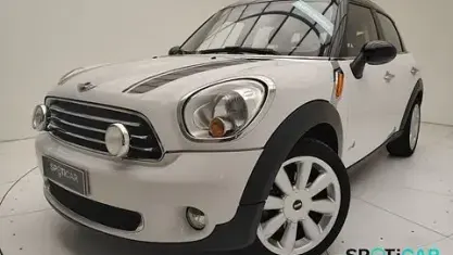 Usata Mini Cooper D Countryman 111 CV (81 kW) 2013 Bianco SUV