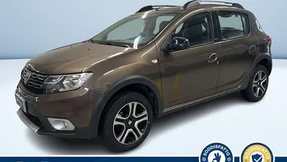 Marrone metallizzato Usata 2018 Dacia Sandero Stepway Tre volumi | 10.300 € (Buon prezzo)