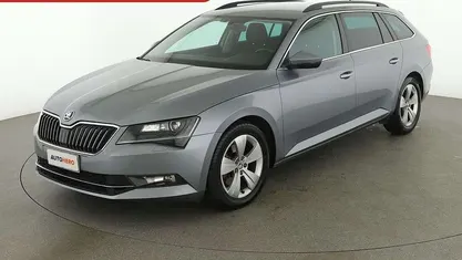 Usata Skoda Superb Ambition 150 CV (110 kW) 2016 Grigio Station wagon