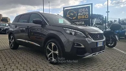 Usata Peugeot 5008 GT-line 181 CV (133 kW) 2019 Grigio SUV