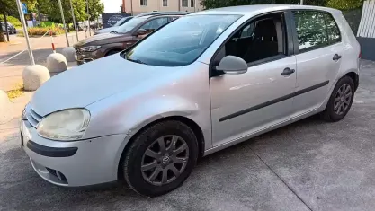 Usata VW Golf VI 102 CV (75 kW) 2008 Grigio Utilitaria
