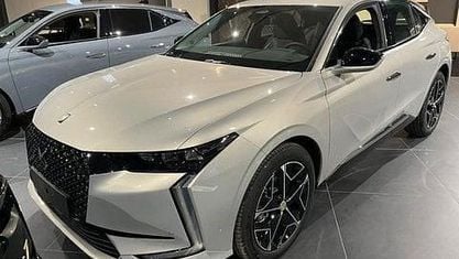 Nuova DS Automobiles DS4 131 CV (96 kW) 2025 Grigio argento Utilitaria