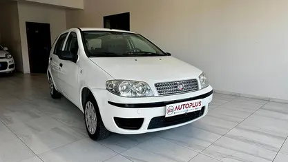 Usata 2010 Fiat Punto Active Berlina | 2990 € (Buon prezzo)