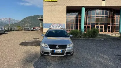 Usata VW Passat Comfortline 140 CV (102 kW) 2006 Grigio Station wagon