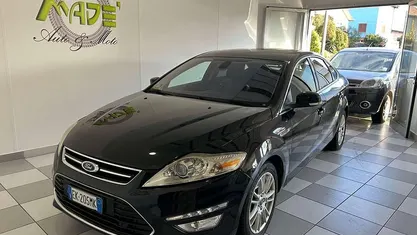 Nero Usata 2011 Ford Mondeo Titanium Tre volumi | 4600 € (Ottimo prezzo)