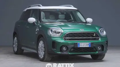 Begagnad Mini Cooper Hype 220 HK (161 kW) 2021 Grön Halvkombi