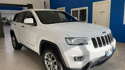 Usata Jeep Grand Cherokee Limited 250 CV (183 kW) 2015 Bianco SUV