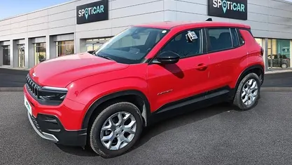 Käytetty Jeep Avenger Altitude 101 HP (74 kW) 2024 Punainen Katumaasturi