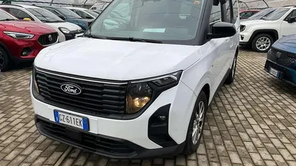 Usata Ford Tourneo Courier Titanium 125 CV (91 kW) 2025 Monovolume