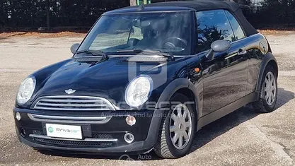 Usata Mini One Cabriolet 90 CV (66 kW) 2005 Cabrio