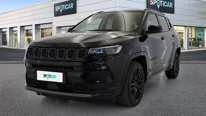 Nero Usata 2023 Jeep Compass SUV | 27.900 € (Buon prezzo)